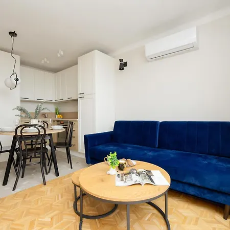 Charming Apartment Marszalkowska In The Centre Of Warsaw By Noclegi Renters Екстер'єр фото