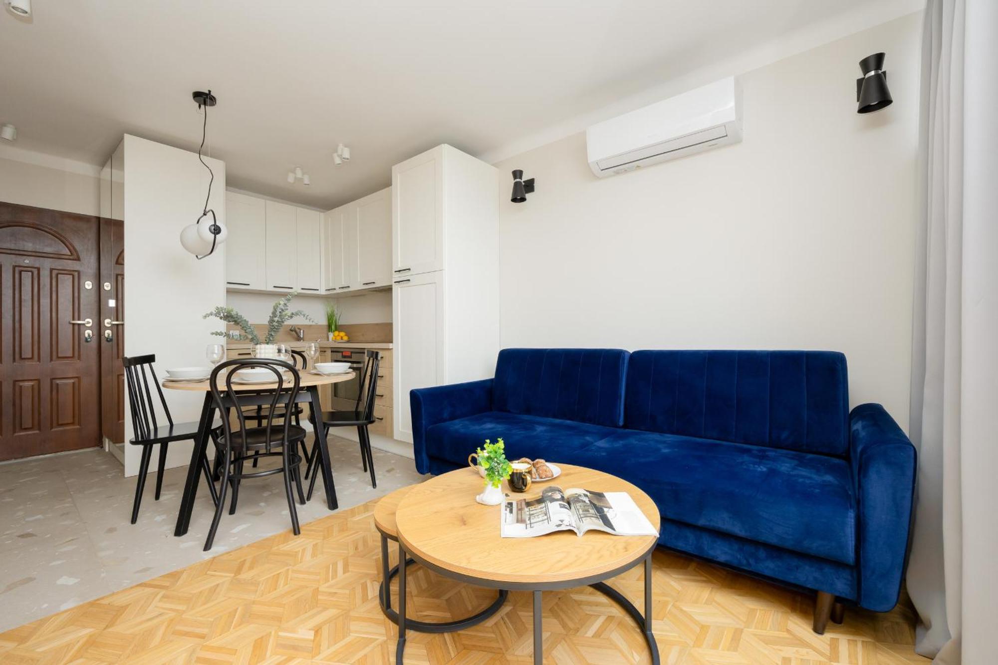 Charming Marszalkowska In The Centre Of By Renters * Варшава