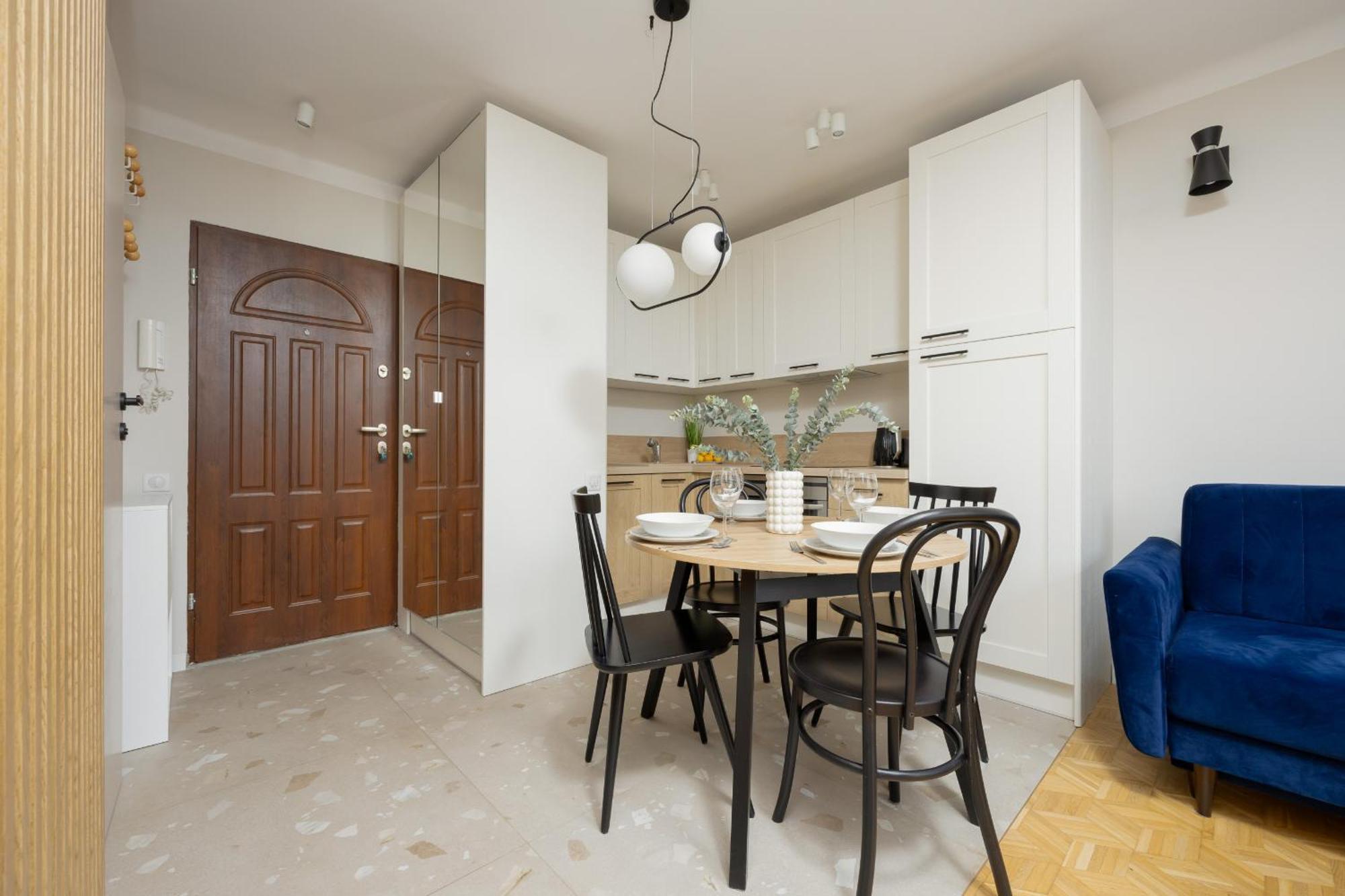 Апартаменти Charming Marszalkowska In The Centre Of By Renters *